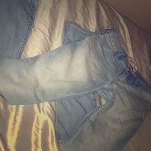 Abercrombie light jeans